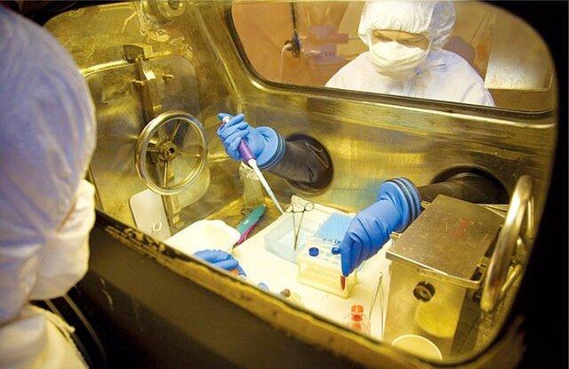 ساخت دومین واکسن کرونا در آزمایشگاه مخوف روس ها واکسنِ روسی کرونا ساخته شد روسیه: نخستین واکسن کرونا آماده است همه آنچه درباره واکسن روسی کرونا می دانیم پوتین و واکسن کرونایش